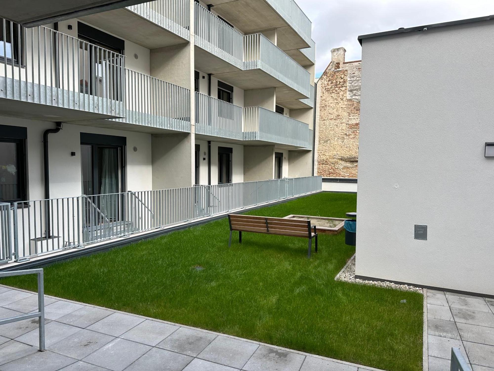 Schoenbrunn Garden Apartments Wenen Buitenkant foto